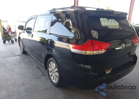 2014 Toyota Sienna Xle from USA, damaged, VIN 5TDDK3DC5ES092132